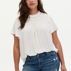 🤍❕BNWT Torrid Pintuck Blouse sz 14-16